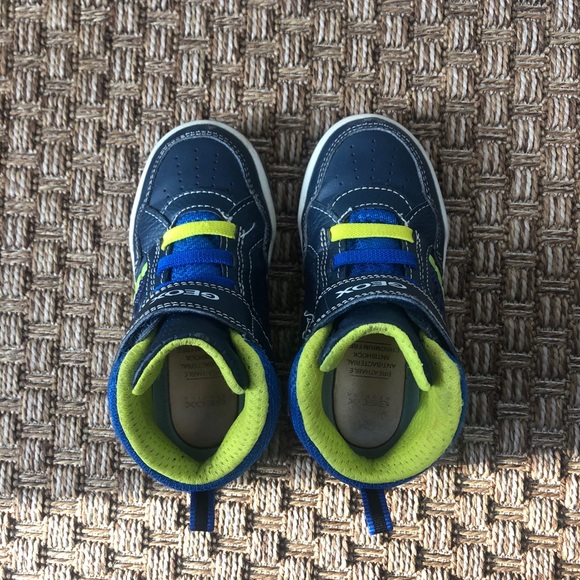 Geox - Navy Inek Light-up Trainers - Picture 4 of 6